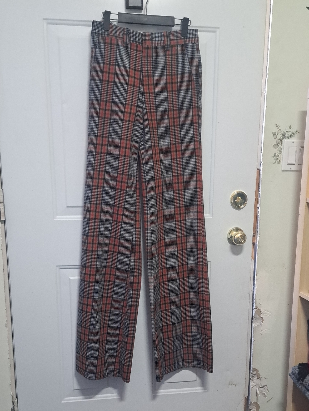 Vintage Gaslight Plaid Women's Trousers - Red Grey and Black | Size 0